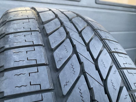 255/55R19 Michelin 4x4 Synchrone XL pojedynka zima 7,2mm P902