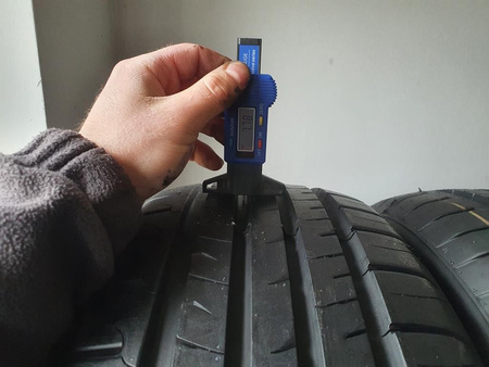 215/55R17 Firemax FM601 XL komplet opon lato 7,7mm nr7542