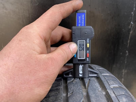 175/65R15 Continental PremiumContact 2 para opon lato 5,2mm nr542