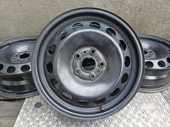 Oryginał felgi stalowe 16cali VW Golf Jetta Passat Skoda Audi