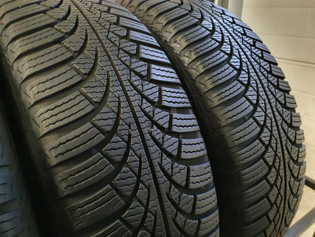 185/60R15 Pneument Winter XL komplet opon zima 7,8mm nr5441