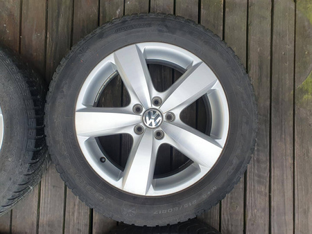 Oryginał koła 215/60R17 Vw 5N0 Tiguan Audi Q3 Goodyear całoroczne 5,3