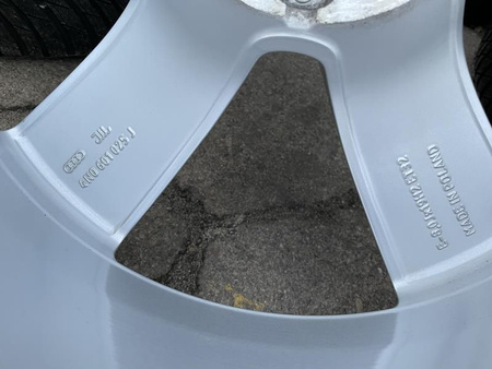 Oryginał koła zima 235/50R19 Audi 4N0 S8 A8 D5 Michelin zima 7,5mm