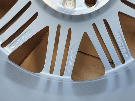 Felgi 18cali Lexus ES IS GS LM LS UX 5x114,3 ET45