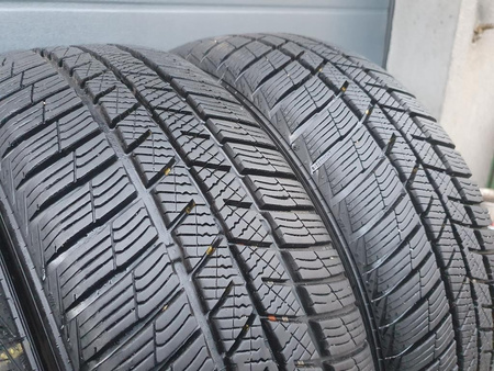 205/55R16 Barum Polaris 5 komplet opon zima 8,6mm nr6543