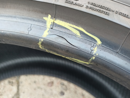 255/35R20 Barum Bravuris 5HM XL para opon lato 8mm nr2454