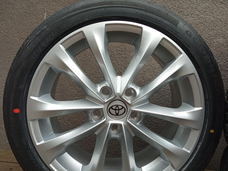 Koła 215/45R17 Toyota Corolla et43 5x114,3 Goodride lato nowe