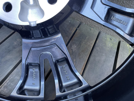 Koła 235/55R18 Kia Sportage R 5x114,3 et35 Pirelli zima nowe