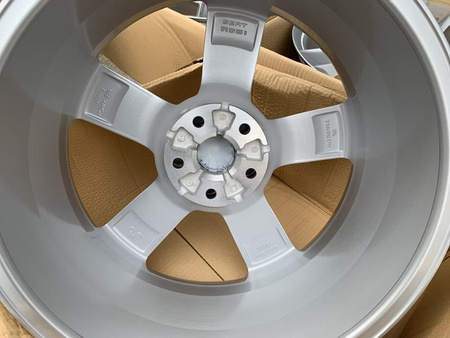Oryginał Nowe Felgi 5x112 18 ET51 Seat Leon MK2 Mk3 Altea 5P Toledo
