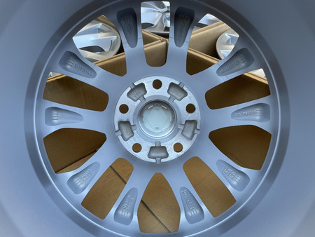 Felgi aluminiowe 17cali Suzuki Grand Vitara S-Cross SX4 Vitara