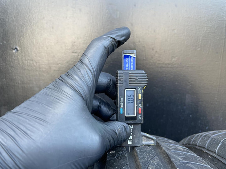 235/60R17 Nexen N Blue HD+ para opon lato 7,0mm nr7277