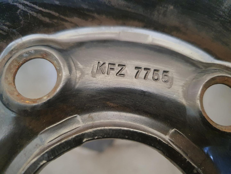 Felga stalowa 15cali VW Passat Variant Rabbit Touran Transporter