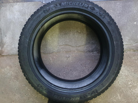 235/45R19 Michelin Pilot Alpin PA4 XL para opon zima 5,4mm nr9161