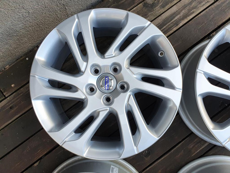 Oryginał felgi 17cali Volvo XC40 XC60 V60 V70 XC70 5x108