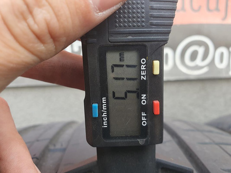 275/40R22 Pirelli P Zero PZ4 para opon lato 5,1mm nr2391