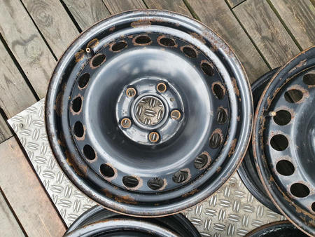 Oryginał felgi stalowe 15cali VW Caravelle Skoda Octavia Classic