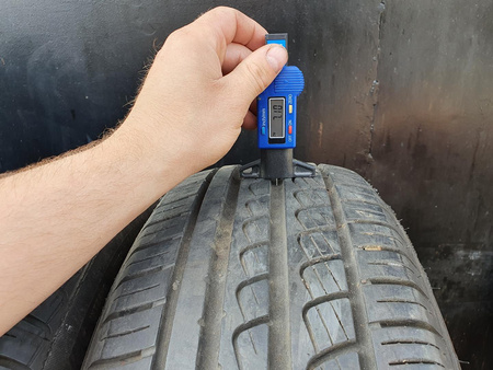 205/60R15 Pirelli P7 komplet opon lato 7,1mm nr5475