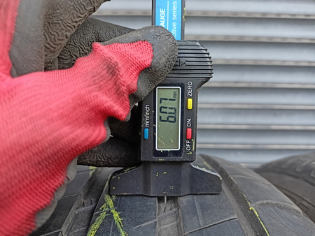 235/65R17 Michelin Latitude Sport 3 para opon lato 6mm nr7313