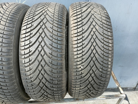 215/55R17 Kleber Krisalp HP3 komplet opon zima 8,5mm nr7362