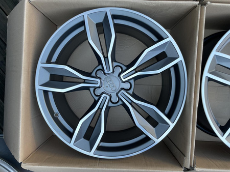 Oryginał felgi 19cali 8S0 Audi TT 8S TTS TT RS A6 C6 A8 D2 5x112