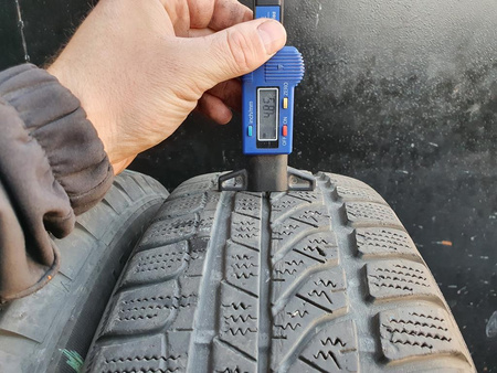 175/65R15 Dunlop SP Winter Response para opon zima 4,8mm nr5394