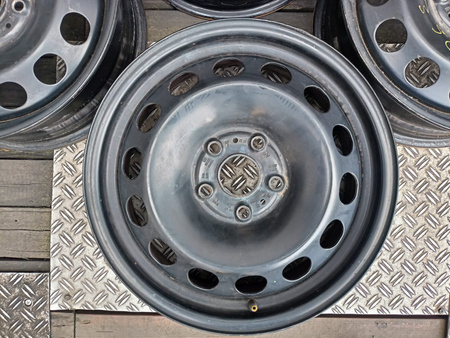Oryginał felgi stalowe 16cali VW Golf Jetta Passat Skoda Audi