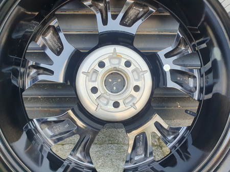 Oryginał koła 225/55R19 Ford Mustang 5x108 Bridgestone lato nowe