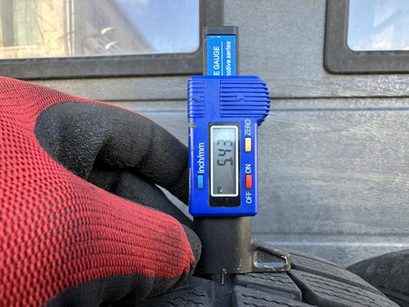 235/70R16 Falken HS449 EuroWinter komplet opon zima 6,0mm nr6044