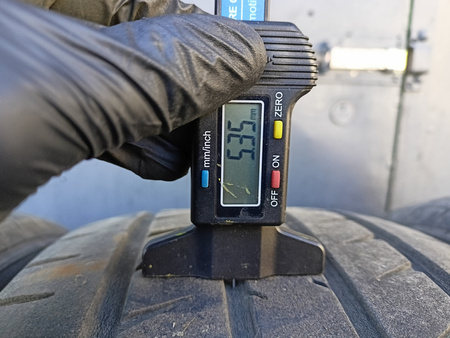 225/55R18 Toyo R37 komplet opon lato 6,4mm nr8922