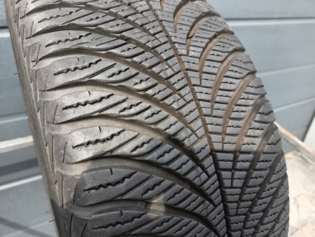 195/50R15 Goodyear Vector 4Seasons opona całoroczna 8mm P1595