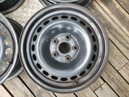 Oryginał felgi stalowe 15cali VW Rabbit Eurovan Seat Altea Leon