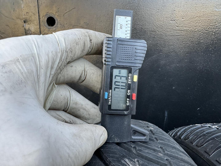 215/55R17 Kleber Krisalp HP3 komplet opon zima 7mm nr7140