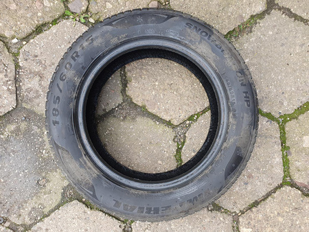 185/60R15 Imperial Snowdragon HP para opon zima 5,9mm nr5514