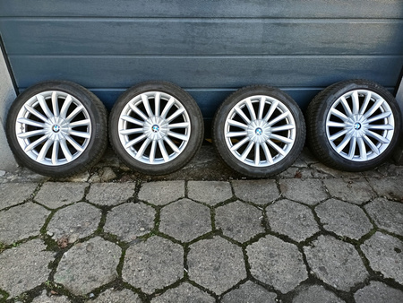 Oryginał koła 245/45R19 BMW 5 G30 G31 7 G11 G12 Pirelli zima 5mm