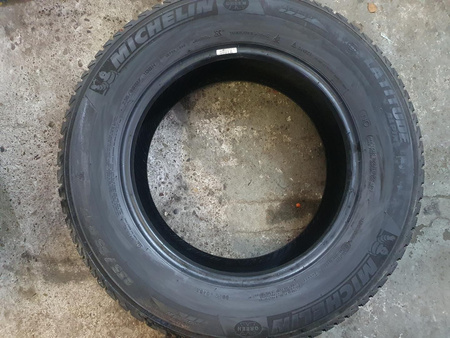 235/65R17 Michelin Latitude Alpin LA2 XL para opon zima 6,5mm nr7441