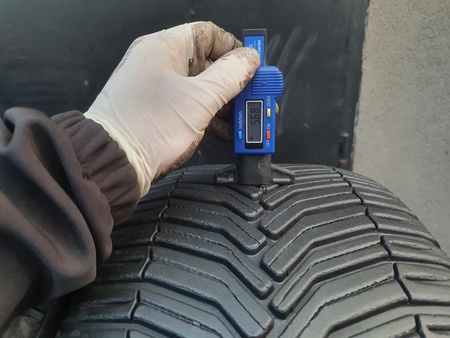 225/40R18 Michelin CrossClimate XL komplet opon całoroczne 5,6mm 8380