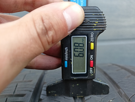 255/35R20 Vredestein Quatrac Pro XL para opon całoroczne 6,5mm nr2459