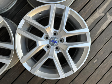 Oryginał felgi 18cali Volvo V60 S60 V70 S80 XC40 XC60 XC70 5x108