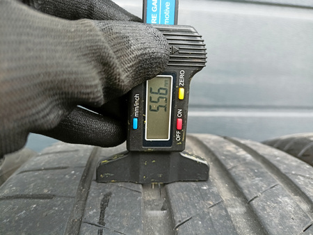 245/45R19 Bridgestone Turanza T005 XL komplet opon lato 5,5mm nr9561