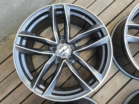 Felgi Barok 18 cali 5x112 Audi A3 A4 B7 B8 A6 C6 C7 Q2 Q3 Q5