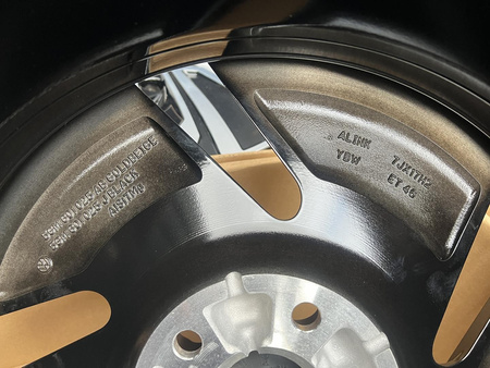 Oryginał felgi 17cali 5GM Vw Passat Sharan Beetle Eos Golf T-Roc