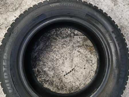 185/60R15 Pneument Winter XL komplet opon zima 7,8mm nr5441