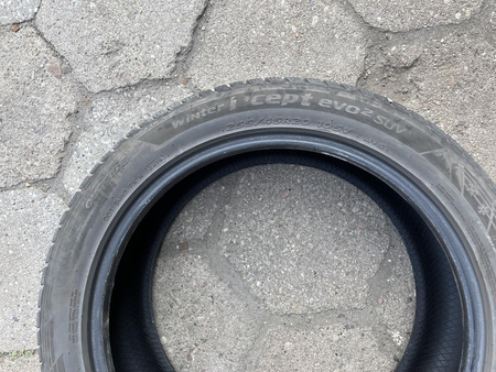 255/45R20 Hankook Winter I-Cept Evo 2 SUV para opon zima 6,8mm nr2130