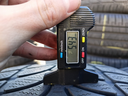 255/50R20 Bridgestone Blizzak LM-80 EVO komplet opon zima 5,4mm nr2418