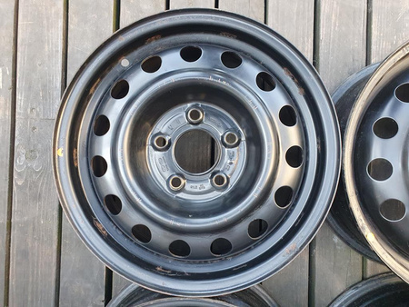 Oryginał felgi stalowe 15cali Hyundai i30 ix20 Kia Ceed 5x114,3