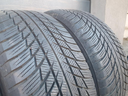 225/55R17 Bridgestone Blizzak Lm001 RSC komplet opon zima 7,0mm 7584