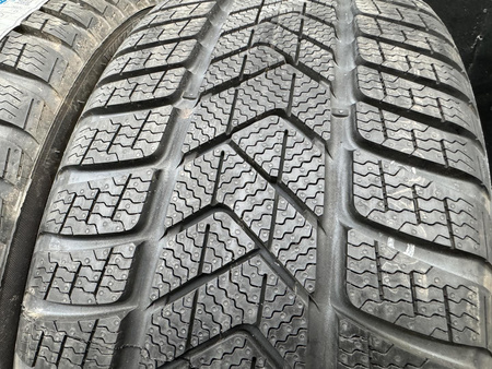 235/35R20 Pirelli Sottozero 3 para opon zima nowe nr2364
