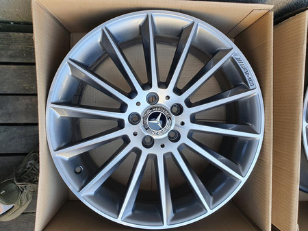 Oryginał felgi 19cali Mercedes AMG Klasa A B CLA A1774011600