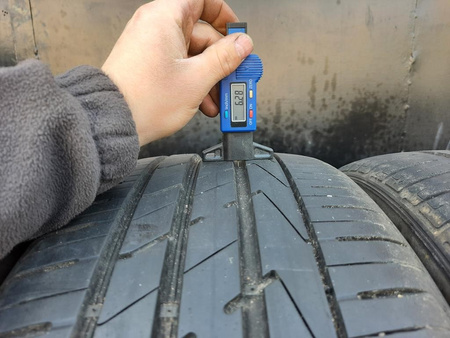 235/50R19 Hankook Ventus S1 Evo2 SUV komplet opon lato 6,2mm nr9247