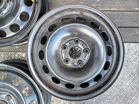 Oryginał felgi stalowe 16cali VW Golf VII Audi A3 Skoda Octavia